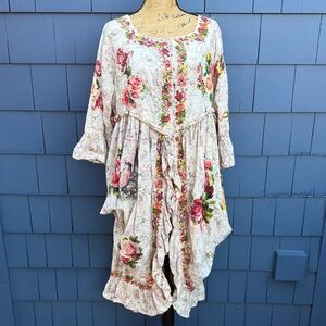 Magnolia Pearl Asymmetrical Floral Dress in Pink & Cream Natalie in Cupcake NWOT